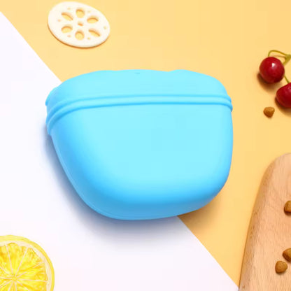 Silicone Pet Treat Pouch – Portable Dog Training Snack Bag with Magnetic Closure